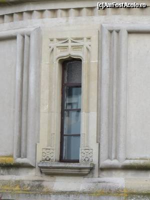 [P09] Ancadrament fereastră la biserica mănăstirii.  » foto by tata123 🔱
 - 
<span class="allrVoted glyphicon glyphicon-heart hidden" id="av604736"></span>
<a class="m-l-10 hidden" id="sv604736" onclick="voting_Foto_DelVot(,604736,9639)" role="button">șterge vot <span class="glyphicon glyphicon-remove"></span></a>
<a id="v9604736" class=" c-red"  onclick="voting_Foto_SetVot(604736)" role="button"><span class="glyphicon glyphicon-heart-empty"></span> <b>LIKE</b> = Votează poza</a> <img class="hidden"  id="f604736W9" src="/imagini/loader.gif" border="0" /><span class="AjErrMes hidden" id="e604736ErM"></span>