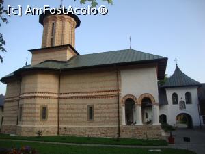 [P08] Biserica ”Adormirea Maicii Domnului” văzută din alt unghi.  » foto by Floryn81
 - 
<span class="allrVoted glyphicon glyphicon-heart hidden" id="av933278"></span>
<a class="m-l-10 hidden" id="sv933278" onclick="voting_Foto_DelVot(,933278,9640)" role="button">șterge vot <span class="glyphicon glyphicon-remove"></span></a>
<a id="v9933278" class=" c-red"  onclick="voting_Foto_SetVot(933278)" role="button"><span class="glyphicon glyphicon-heart-empty"></span> <b>LIKE</b> = Votează poza</a> <img class="hidden"  id="f933278W9" src="/imagini/loader.gif" border="0" /><span class="AjErrMes hidden" id="e933278ErM"></span>