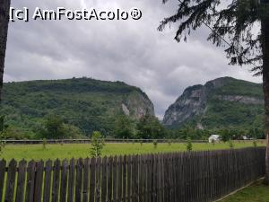[P01] Incredibila priveliste oferită de Cheile Oltețului.  » foto by iulian68
 - 
<span class="allrVoted glyphicon glyphicon-heart hidden" id="av993408"></span>
<a class="m-l-10 hidden" id="sv993408" onclick="voting_Foto_DelVot(,993408,9640)" role="button">șterge vot <span class="glyphicon glyphicon-remove"></span></a>
<a id="v9993408" class=" c-red"  onclick="voting_Foto_SetVot(993408)" role="button"><span class="glyphicon glyphicon-heart-empty"></span> <b>LIKE</b> = Votează poza</a> <img class="hidden"  id="f993408W9" src="/imagini/loader.gif" border="0" /><span class="AjErrMes hidden" id="e993408ErM"></span>