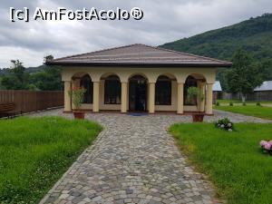[P06] Magazinul cu obiecte bisericesti...  » foto by iulian68
 - 
<span class="allrVoted glyphicon glyphicon-heart hidden" id="av993413"></span>
<a class="m-l-10 hidden" id="sv993413" onclick="voting_Foto_DelVot(,993413,9640)" role="button">șterge vot <span class="glyphicon glyphicon-remove"></span></a>
<a id="v9993413" class=" c-red"  onclick="voting_Foto_SetVot(993413)" role="button"><span class="glyphicon glyphicon-heart-empty"></span> <b>LIKE</b> = Votează poza</a> <img class="hidden"  id="f993413W9" src="/imagini/loader.gif" border="0" /><span class="AjErrMes hidden" id="e993413ErM"></span>