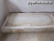 [P09] Piatra funerara de care va vorbeam. » foto by ciocani elena*
 - 
<span class="allrVoted glyphicon glyphicon-heart hidden" id="av126098"></span>
<a class="m-l-10 hidden" id="sv126098" onclick="voting_Foto_DelVot(,126098,9640)" role="button">șterge vot <span class="glyphicon glyphicon-remove"></span></a>
<a id="v9126098" class=" c-red"  onclick="voting_Foto_SetVot(126098)" role="button"><span class="glyphicon glyphicon-heart-empty"></span> <b>LIKE</b> = Votează poza</a> <img class="hidden"  id="f126098W9" src="/imagini/loader.gif" border="0" /><span class="AjErrMes hidden" id="e126098ErM"></span>