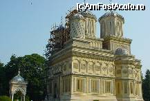 [P01] Manastire Curtea de Arges foarte frumoasa » foto by ionescunic
 - 
<span class="allrVoted glyphicon glyphicon-heart hidden" id="av43274"></span>
<a class="m-l-10 hidden" id="sv43274" onclick="voting_Foto_DelVot(,43274,9642)" role="button">șterge vot <span class="glyphicon glyphicon-remove"></span></a>
<a id="v943274" class=" c-red"  onclick="voting_Foto_SetVot(43274)" role="button"><span class="glyphicon glyphicon-heart-empty"></span> <b>LIKE</b> = Votează poza</a> <img class="hidden"  id="f43274W9" src="/imagini/loader.gif" border="0" /><span class="AjErrMes hidden" id="e43274ErM"></span>