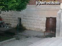 [P21] Un butoi de unde se poate lua agheasmă. » foto by fluturas1*
 - 
<span class="allrVoted glyphicon glyphicon-heart hidden" id="av122144"></span>
<a class="m-l-10 hidden" id="sv122144" onclick="voting_Foto_DelVot(,122144,9642)" role="button">șterge vot <span class="glyphicon glyphicon-remove"></span></a>
<a id="v9122144" class=" c-red"  onclick="voting_Foto_SetVot(122144)" role="button"><span class="glyphicon glyphicon-heart-empty"></span> <b>LIKE</b> = Votează poza</a> <img class="hidden"  id="f122144W9" src="/imagini/loader.gif" border="0" /><span class="AjErrMes hidden" id="e122144ErM"></span>