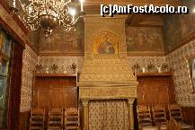 [P15] Latura de nord a săii Manole, cu şemineul rămas acum de decor » foto by Costi
 - 
<span class="allrVoted glyphicon glyphicon-heart hidden" id="av150239"></span>
<a class="m-l-10 hidden" id="sv150239" onclick="voting_Foto_DelVot(,150239,9642)" role="button">șterge vot <span class="glyphicon glyphicon-remove"></span></a>
<a id="v9150239" class=" c-red"  onclick="voting_Foto_SetVot(150239)" role="button"><span class="glyphicon glyphicon-heart-empty"></span> <b>LIKE</b> = Votează poza</a> <img class="hidden"  id="f150239W9" src="/imagini/loader.gif" border="0" /><span class="AjErrMes hidden" id="e150239ErM"></span>