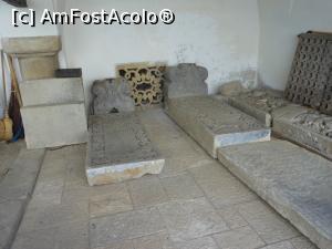 [P18] Mănăstirea Hurezi - Vechi pietre funerare expuse în curte. » foto by iulianic
 - 
<span class="allrVoted glyphicon glyphicon-heart hidden" id="av1257264"></span>
<a class="m-l-10 hidden" id="sv1257264" onclick="voting_Foto_DelVot(,1257264,9643)" role="button">șterge vot <span class="glyphicon glyphicon-remove"></span></a>
<a id="v91257264" class=" c-red"  onclick="voting_Foto_SetVot(1257264)" role="button"><span class="glyphicon glyphicon-heart-empty"></span> <b>LIKE</b> = Votează poza</a> <img class="hidden"  id="f1257264W9" src="/imagini/loader.gif" border="0" /><span class="AjErrMes hidden" id="e1257264ErM"></span>