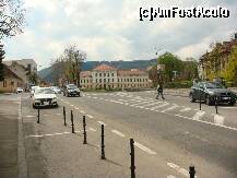 [P26] imagine de ansamblu din Brasov,multe cladiri vechi,istorice,un oras foarte frumos. » foto by sandu.53
 - 
<span class="allrVoted glyphicon glyphicon-heart hidden" id="av127024"></span>
<a class="m-l-10 hidden" id="sv127024" onclick="voting_Foto_DelVot(,127024,9644)" role="button">șterge vot <span class="glyphicon glyphicon-remove"></span></a>
<a id="v9127024" class=" c-red"  onclick="voting_Foto_SetVot(127024)" role="button"><span class="glyphicon glyphicon-heart-empty"></span> <b>LIKE</b> = Votează poza</a> <img class="hidden"  id="f127024W9" src="/imagini/loader.gif" border="0" /><span class="AjErrMes hidden" id="e127024ErM"></span>