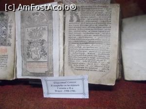 [P14] Prima Școală Românească. Scheii Brașovului. Evanghelie tipărită la Brașov?  » foto by mihaelavoicu
 - 
<span class="allrVoted glyphicon glyphicon-heart hidden" id="av926840"></span>
<a class="m-l-10 hidden" id="sv926840" onclick="voting_Foto_DelVot(,926840,9644)" role="button">șterge vot <span class="glyphicon glyphicon-remove"></span></a>
<a id="v9926840" class=" c-red"  onclick="voting_Foto_SetVot(926840)" role="button"><span class="glyphicon glyphicon-heart-empty"></span> <b>LIKE</b> = Votează poza</a> <img class="hidden"  id="f926840W9" src="/imagini/loader.gif" border="0" /><span class="AjErrMes hidden" id="e926840ErM"></span>