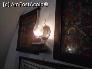 [P09] Prima Școală Românească. Scheii Brașovului. Lampa cu gaz (actualmente trecută pe electricitate)  » foto by mihaelavoicu
 - 
<span class="allrVoted glyphicon glyphicon-heart hidden" id="av926835"></span>
<a class="m-l-10 hidden" id="sv926835" onclick="voting_Foto_DelVot(,926835,9644)" role="button">șterge vot <span class="glyphicon glyphicon-remove"></span></a>
<a id="v9926835" class=" c-red"  onclick="voting_Foto_SetVot(926835)" role="button"><span class="glyphicon glyphicon-heart-empty"></span> <b>LIKE</b> = Votează poza</a> <img class="hidden"  id="f926835W9" src="/imagini/loader.gif" border="0" /><span class="AjErrMes hidden" id="e926835ErM"></span>