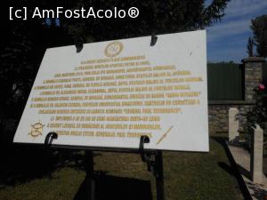 [P23] Mănăstirea Dintr-un lemn - Placă comemorativă așezată &icirc;n 2019, la &icirc;mplinirea a 80 de ani de c&acirc;nd mănăstirea a devenit lăcașul de rugăciune al aviatorilor și marinarilor. » foto by iulianic
 - 
<span class="allrVoted glyphicon glyphicon-heart hidden" id="av1258289"></span>
<a class="m-l-10 hidden" id="sv1258289" onclick="voting_Foto_DelVot(,1258289,9645)" role="button">șterge vot <span class="glyphicon glyphicon-remove"></span></a>
<a id="v91258289" class=" c-red"  onclick="voting_Foto_SetVot(1258289)" role="button"><span class="glyphicon glyphicon-heart-empty"></span> <b>LIKE</b> = Votează poza</a> <img class="hidden"  id="f1258289W9" src="/imagini/loader.gif" border="0" /><span class="AjErrMes hidden" id="e1258289ErM"></span>