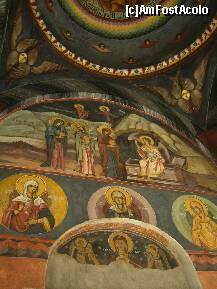 [P11] Sfanta Manastire dintr-un lemn, jud. Valcea, pictura pridvor - Biserica din Piatra » foto by magdalena
 - 
<span class="allrVoted glyphicon glyphicon-heart hidden" id="av171508"></span>
<a class="m-l-10 hidden" id="sv171508" onclick="voting_Foto_DelVot(,171508,9645)" role="button">șterge vot <span class="glyphicon glyphicon-remove"></span></a>
<a id="v9171508" class=" c-red"  onclick="voting_Foto_SetVot(171508)" role="button"><span class="glyphicon glyphicon-heart-empty"></span> <b>LIKE</b> = Votează poza</a> <img class="hidden"  id="f171508W9" src="/imagini/loader.gif" border="0" /><span class="AjErrMes hidden" id="e171508ErM"></span>