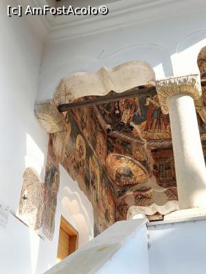[P09] Casa egumenească/domnească - pictură din secolul al XVIII-lea. » foto by tata123 🔱
 - 
<span class="allrVoted glyphicon glyphicon-heart hidden" id="av1354515"></span>
<a class="m-l-10 hidden" id="sv1354515" onclick="voting_Foto_DelVot(,1354515,9645)" role="button">șterge vot <span class="glyphicon glyphicon-remove"></span></a>
<a id="v91354515" class=" c-red"  onclick="voting_Foto_SetVot(1354515)" role="button"><span class="glyphicon glyphicon-heart-empty"></span> <b>LIKE</b> = Votează poza</a> <img class="hidden"  id="f1354515W9" src="/imagini/loader.gif" border="0" /><span class="AjErrMes hidden" id="e1354515ErM"></span>