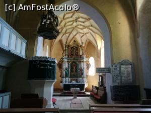 [P13] Biserica evanghelică Valea Viilor (interior)  » foto by crismis
 - 
<span class="allrVoted glyphicon glyphicon-heart hidden" id="av976145"></span>
<a class="m-l-10 hidden" id="sv976145" onclick="voting_Foto_DelVot(,976145,9653)" role="button">șterge vot <span class="glyphicon glyphicon-remove"></span></a>
<a id="v9976145" class=" c-red"  onclick="voting_Foto_SetVot(976145)" role="button"><span class="glyphicon glyphicon-heart-empty"></span> <b>LIKE</b> = Votează poza</a> <img class="hidden"  id="f976145W9" src="/imagini/loader.gif" border="0" /><span class="AjErrMes hidden" id="e976145ErM"></span>