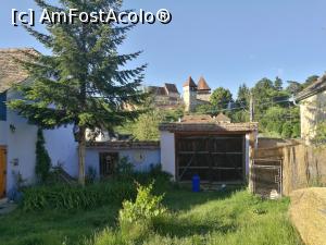 [P02] Biserica Fortificată Alma Vii văzută din curtea Reveria Guesthouse » foto by crismis
 - 
<span class="allrVoted glyphicon glyphicon-heart hidden" id="av984373"></span>
<a class="m-l-10 hidden" id="sv984373" onclick="voting_Foto_DelVot(,984373,9653)" role="button">șterge vot <span class="glyphicon glyphicon-remove"></span></a>
<a id="v9984373" class=" c-red"  onclick="voting_Foto_SetVot(984373)" role="button"><span class="glyphicon glyphicon-heart-empty"></span> <b>LIKE</b> = Votează poza</a> <img class="hidden"  id="f984373W9" src="/imagini/loader.gif" border="0" /><span class="AjErrMes hidden" id="e984373ErM"></span>