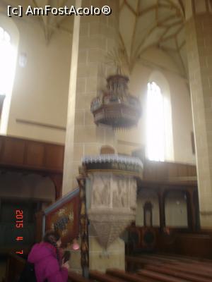 [P11] din interiorul bisericii » foto by Denisa13
 - 
<span class="allrVoted glyphicon glyphicon-heart hidden" id="av846494"></span>
<a class="m-l-10 hidden" id="sv846494" onclick="voting_Foto_DelVot(,846494,9653)" role="button">șterge vot <span class="glyphicon glyphicon-remove"></span></a>
<a id="v9846494" class=" c-red"  onclick="voting_Foto_SetVot(846494)" role="button"><span class="glyphicon glyphicon-heart-empty"></span> <b>LIKE</b> = Votează poza</a> <img class="hidden"  id="f846494W9" src="/imagini/loader.gif" border="0" /><span class="AjErrMes hidden" id="e846494ErM"></span>
