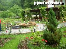 [P14] In fata unei dintre casutele in care se poate innopta, calatorii pot sa-si clateasca privirea cu florile si arborii din zona. » foto by ghitoca001
 - 
<span class="allrVoted glyphicon glyphicon-heart hidden" id="av88014"></span>
<a class="m-l-10 hidden" id="sv88014" onclick="voting_Foto_DelVot(,88014,9654)" role="button">șterge vot <span class="glyphicon glyphicon-remove"></span></a>
<a id="v988014" class=" c-red"  onclick="voting_Foto_SetVot(88014)" role="button"><span class="glyphicon glyphicon-heart-empty"></span> <b>LIKE</b> = Votează poza</a> <img class="hidden"  id="f88014W9" src="/imagini/loader.gif" border="0" /><span class="AjErrMes hidden" id="e88014ErM"></span>