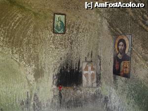 [P16] pereți din grota sihastrului Daniil » foto by vanda
 - 
<span class="allrVoted glyphicon glyphicon-heart hidden" id="av343834"></span>
<a class="m-l-10 hidden" id="sv343834" onclick="voting_Foto_DelVot(,343834,9655)" role="button">șterge vot <span class="glyphicon glyphicon-remove"></span></a>
<a id="v9343834" class=" c-red"  onclick="voting_Foto_SetVot(343834)" role="button"><span class="glyphicon glyphicon-heart-empty"></span> <b>LIKE</b> = Votează poza</a> <img class="hidden"  id="f343834W9" src="/imagini/loader.gif" border="0" /><span class="AjErrMes hidden" id="e343834ErM"></span>