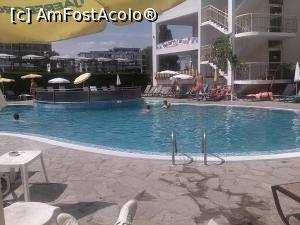 [P09] Piscina » foto by dianamea
 - 
<span class="allrVoted glyphicon glyphicon-heart hidden" id="av1011320"></span>
<a class="m-l-10 hidden" id="sv1011320" onclick="voting_Foto_DelVot(,1011320,9657)" role="button">șterge vot <span class="glyphicon glyphicon-remove"></span></a>
<a id="v91011320" class=" c-red"  onclick="voting_Foto_SetVot(1011320)" role="button"><span class="glyphicon glyphicon-heart-empty"></span> <b>LIKE</b> = Votează poza</a> <img class="hidden"  id="f1011320W9" src="/imagini/loader.gif" border="0" /><span class="AjErrMes hidden" id="e1011320ErM"></span>
