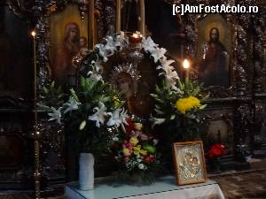 [P17] Ofrande aduse Maicii Domnului » foto by Marian Preda
 - 
<span class="allrVoted glyphicon glyphicon-heart hidden" id="av592258"></span>
<a class="m-l-10 hidden" id="sv592258" onclick="voting_Foto_DelVot(,592258,9671)" role="button">șterge vot <span class="glyphicon glyphicon-remove"></span></a>
<a id="v9592258" class=" c-red"  onclick="voting_Foto_SetVot(592258)" role="button"><span class="glyphicon glyphicon-heart-empty"></span> <b>LIKE</b> = Votează poza</a> <img class="hidden"  id="f592258W9" src="/imagini/loader.gif" border="0" /><span class="AjErrMes hidden" id="e592258ErM"></span>