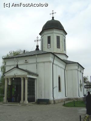 [P01] Mănăstirea Zamfira - Biserica mare, vedere sud-vestică. » foto by iulianic
 - 
<span class="allrVoted glyphicon glyphicon-heart hidden" id="av1212670"></span>
<a class="m-l-10 hidden" id="sv1212670" onclick="voting_Foto_DelVot(,1212670,9671)" role="button">șterge vot <span class="glyphicon glyphicon-remove"></span></a>
<a id="v91212670" class=" c-red"  onclick="voting_Foto_SetVot(1212670)" role="button"><span class="glyphicon glyphicon-heart-empty"></span> <b>LIKE</b> = Votează poza</a> <img class="hidden"  id="f1212670W9" src="/imagini/loader.gif" border="0" /><span class="AjErrMes hidden" id="e1212670ErM"></span>