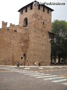 [P08] Verona-La Cittadella » foto by Gioia
 - 
<span class="allrVoted glyphicon glyphicon-heart hidden" id="av236489"></span>
<a class="m-l-10 hidden" id="sv236489" onclick="voting_Foto_DelVot(,236489,9702)" role="button">șterge vot <span class="glyphicon glyphicon-remove"></span></a>
<a id="v9236489" class=" c-red"  onclick="voting_Foto_SetVot(236489)" role="button"><span class="glyphicon glyphicon-heart-empty"></span> <b>LIKE</b> = Votează poza</a> <img class="hidden"  id="f236489W9" src="/imagini/loader.gif" border="0" /><span class="AjErrMes hidden" id="e236489ErM"></span>