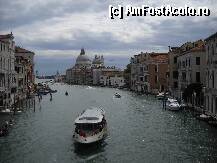[P09] Venezia-Canal Grande » foto by Gioia
 - 
<span class="allrVoted glyphicon glyphicon-heart hidden" id="av236490"></span>
<a class="m-l-10 hidden" id="sv236490" onclick="voting_Foto_DelVot(,236490,9702)" role="button">șterge vot <span class="glyphicon glyphicon-remove"></span></a>
<a id="v9236490" class=" c-red"  onclick="voting_Foto_SetVot(236490)" role="button"><span class="glyphicon glyphicon-heart-empty"></span> <b>LIKE</b> = Votează poza</a> <img class="hidden"  id="f236490W9" src="/imagini/loader.gif" border="0" /><span class="AjErrMes hidden" id="e236490ErM"></span>