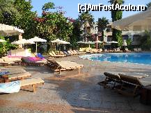 [P01] Piscina la 7 dimineata. » foto by River*
 - 
<span class="allrVoted glyphicon glyphicon-heart hidden" id="av302476"></span>
<a class="m-l-10 hidden" id="sv302476" onclick="voting_Foto_DelVot(,302476,9712)" role="button">șterge vot <span class="glyphicon glyphicon-remove"></span></a>
<a id="v9302476" class=" c-red"  onclick="voting_Foto_SetVot(302476)" role="button"><span class="glyphicon glyphicon-heart-empty"></span> <b>LIKE</b> = Votează poza</a> <img class="hidden"  id="f302476W9" src="/imagini/loader.gif" border="0" /><span class="AjErrMes hidden" id="e302476ErM"></span>