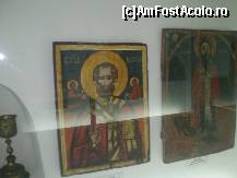 [P16] Icoane pe lemn la muzeul de la Mânăstirea Cozia din Căciulata » foto by RobertCodescu
 - 
<span class="allrVoted glyphicon glyphicon-heart hidden" id="av267070"></span>
<a class="m-l-10 hidden" id="sv267070" onclick="voting_Foto_DelVot(,267070,9713)" role="button">șterge vot <span class="glyphicon glyphicon-remove"></span></a>
<a id="v9267070" class=" c-red"  onclick="voting_Foto_SetVot(267070)" role="button"><span class="glyphicon glyphicon-heart-empty"></span> <b>LIKE</b> = Votează poza</a> <img class="hidden"  id="f267070W9" src="/imagini/loader.gif" border="0" /><span class="AjErrMes hidden" id="e267070ErM"></span>