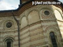 [P21] Mânăstirea Cozia din Căciulata » foto by RobertCodescu
 - 
<span class="allrVoted glyphicon glyphicon-heart hidden" id="av267075"></span>
<a class="m-l-10 hidden" id="sv267075" onclick="voting_Foto_DelVot(,267075,9713)" role="button">șterge vot <span class="glyphicon glyphicon-remove"></span></a>
<a id="v9267075" class=" c-red"  onclick="voting_Foto_SetVot(267075)" role="button"><span class="glyphicon glyphicon-heart-empty"></span> <b>LIKE</b> = Votează poza</a> <img class="hidden"  id="f267075W9" src="/imagini/loader.gif" border="0" /><span class="AjErrMes hidden" id="e267075ErM"></span>