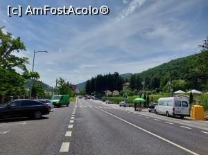 [P87] Șoseaua care desparte Mânăstirea Cozia de Bolnița Sf. Apostoli care e pe deal, în dreapta. » foto by maryka
 - 
<span class="allrVoted glyphicon glyphicon-heart hidden" id="av1305737"></span>
<a class="m-l-10 hidden" id="sv1305737" onclick="voting_Foto_DelVot(,1305737,9713)" role="button">șterge vot <span class="glyphicon glyphicon-remove"></span></a>
<a id="v91305737" class=" c-red"  onclick="voting_Foto_SetVot(1305737)" role="button"><span class="glyphicon glyphicon-heart-empty"></span> <b>LIKE</b> = Votează poza</a> <img class="hidden"  id="f1305737W9" src="/imagini/loader.gif" border="0" /><span class="AjErrMes hidden" id="e1305737ErM"></span>