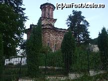 [P06] bisericuţa de vis-a-vis de mănăstirea Cozia, văzută din cimitir » foto by vanda
 - 
<span class="allrVoted glyphicon glyphicon-heart hidden" id="av345926"></span>
<a class="m-l-10 hidden" id="sv345926" onclick="voting_Foto_DelVot(,345926,9713)" role="button">șterge vot <span class="glyphicon glyphicon-remove"></span></a>
<a id="v9345926" class=" c-red"  onclick="voting_Foto_SetVot(345926)" role="button"><span class="glyphicon glyphicon-heart-empty"></span> <b>LIKE</b> = Votează poza</a> <img class="hidden"  id="f345926W9" src="/imagini/loader.gif" border="0" /><span class="AjErrMes hidden" id="e345926ErM"></span>