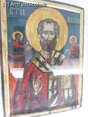 [P12] Icoană a „Sf. Nicolae” - Colecția muzeală Cozia.  » foto by tata123 🔱
 - 
<span class="allrVoted glyphicon glyphicon-heart hidden" id="av1043238"></span>
<a class="m-l-10 hidden" id="sv1043238" onclick="voting_Foto_DelVot(,1043238,9713)" role="button">șterge vot <span class="glyphicon glyphicon-remove"></span></a>
<a id="v91043238" class=" c-red"  onclick="voting_Foto_SetVot(1043238)" role="button"><span class="glyphicon glyphicon-heart-empty"></span> <b>LIKE</b> = Votează poza</a> <img class="hidden"  id="f1043238W9" src="/imagini/loader.gif" border="0" /><span class="AjErrMes hidden" id="e1043238ErM"></span>