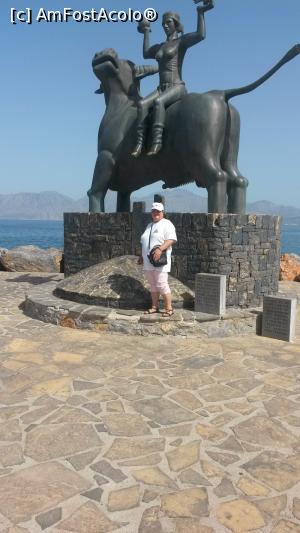 [P04] Statuia Europa » foto by xpac
 - 
<span class="allrVoted glyphicon glyphicon-heart hidden" id="av937407"></span>
<a class="m-l-10 hidden" id="sv937407" onclick="voting_Foto_DelVot(,937407,9716)" role="button">șterge vot <span class="glyphicon glyphicon-remove"></span></a>
<a id="v9937407" class=" c-red"  onclick="voting_Foto_SetVot(937407)" role="button"><span class="glyphicon glyphicon-heart-empty"></span> <b>LIKE</b> = Votează poza</a> <img class="hidden"  id="f937407W9" src="/imagini/loader.gif" border="0" /><span class="AjErrMes hidden" id="e937407ErM"></span>