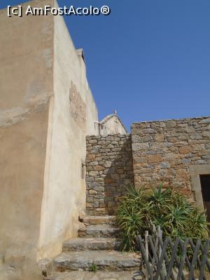 [P23] Mănăstirea Kardamoutsa » foto by Carmen Ion
 - 
<span class="allrVoted glyphicon glyphicon-heart hidden" id="av1241952"></span>
<a class="m-l-10 hidden" id="sv1241952" onclick="voting_Foto_DelVot(,1241952,9716)" role="button">șterge vot <span class="glyphicon glyphicon-remove"></span></a>
<a id="v91241952" class=" c-red"  onclick="voting_Foto_SetVot(1241952)" role="button"><span class="glyphicon glyphicon-heart-empty"></span> <b>LIKE</b> = Votează poza</a> <img class="hidden"  id="f1241952W9" src="/imagini/loader.gif" border="0" /><span class="AjErrMes hidden" id="e1241952ErM"></span>
