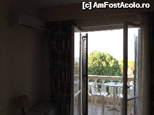 [P01] Vedere spre balcon » foto by camelot
 - 
<span class="allrVoted glyphicon glyphicon-heart hidden" id="av635340"></span>
<a class="m-l-10 hidden" id="sv635340" onclick="voting_Foto_DelVot(,635340,9720)" role="button">șterge vot <span class="glyphicon glyphicon-remove"></span></a>
<a id="v9635340" class=" c-red"  onclick="voting_Foto_SetVot(635340)" role="button"><span class="glyphicon glyphicon-heart-empty"></span> <b>LIKE</b> = Votează poza</a> <img class="hidden"  id="f635340W9" src="/imagini/loader.gif" border="0" /><span class="AjErrMes hidden" id="e635340ErM"></span>
