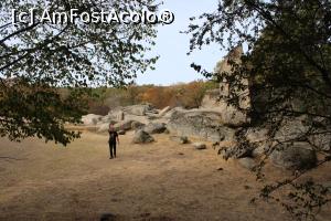 [P53] Primorsko, Beglik Tash, Stânca Tăiată văzută din afara sanctuarului » foto by mprofeanu
 - 
<span class="allrVoted glyphicon glyphicon-heart hidden" id="av1209976"></span>
<a class="m-l-10 hidden" id="sv1209976" onclick="voting_Foto_DelVot(,1209976,9723)" role="button">șterge vot <span class="glyphicon glyphicon-remove"></span></a>
<a id="v91209976" class=" c-red"  onclick="voting_Foto_SetVot(1209976)" role="button"><span class="glyphicon glyphicon-heart-empty"></span> <b>LIKE</b> = Votează poza</a> <img class="hidden"  id="f1209976W9" src="/imagini/loader.gif" border="0" /><span class="AjErrMes hidden" id="e1209976ErM"></span>