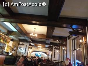 [P10] interior restaurant » foto by Yolanda
 - 
<span class="allrVoted glyphicon glyphicon-heart hidden" id="av1285571"></span>
<a class="m-l-10 hidden" id="sv1285571" onclick="voting_Foto_DelVot(,1285571,9747)" role="button">șterge vot <span class="glyphicon glyphicon-remove"></span></a>
<a id="v91285571" class=" c-red"  onclick="voting_Foto_SetVot(1285571)" role="button"><span class="glyphicon glyphicon-heart-empty"></span> <b>LIKE</b> = Votează poza</a> <img class="hidden"  id="f1285571W9" src="/imagini/loader.gif" border="0" /><span class="AjErrMes hidden" id="e1285571ErM"></span>