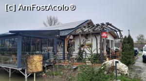 [P05] restaurant Zavoi » foto by Yolanda
 - 
<span class="allrVoted glyphicon glyphicon-heart hidden" id="av1507868"></span>
<a class="m-l-10 hidden" id="sv1507868" onclick="voting_Foto_DelVot(,1507868,9747)" role="button">șterge vot <span class="glyphicon glyphicon-remove"></span></a>
<a id="v91507868" class=" c-red"  onclick="voting_Foto_SetVot(1507868)" role="button"><span class="glyphicon glyphicon-heart-empty"></span> <b>LIKE</b> = Votează poza</a> <img class="hidden"  id="f1507868W9" src="/imagini/loader.gif" border="0" /><span class="AjErrMes hidden" id="e1507868ErM"></span>