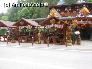 [P02] Restaurant “Taverna Slănicului” - Slănic Moldova. Intrarea. » foto by iulianic
 - 
<span class="allrVoted glyphicon glyphicon-heart hidden" id="av1230585"></span>
<a class="m-l-10 hidden" id="sv1230585" onclick="voting_Foto_DelVot(,1230585,9750)" role="button">șterge vot <span class="glyphicon glyphicon-remove"></span></a>
<a id="v91230585" class=" c-red"  onclick="voting_Foto_SetVot(1230585)" role="button"><span class="glyphicon glyphicon-heart-empty"></span> <b>LIKE</b> = Votează poza</a> <img class="hidden"  id="f1230585W9" src="/imagini/loader.gif" border="0" /><span class="AjErrMes hidden" id="e1230585ErM"></span>