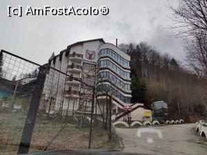 [P01] Hotel Dobru » foto by crismis
 - 
<span class="allrVoted glyphicon glyphicon-heart hidden" id="av1353879"></span>
<a class="m-l-10 hidden" id="sv1353879" onclick="voting_Foto_DelVot(,1353879,9750)" role="button">șterge vot <span class="glyphicon glyphicon-remove"></span></a>
<a id="v91353879" class=" c-red"  onclick="voting_Foto_SetVot(1353879)" role="button"><span class="glyphicon glyphicon-heart-empty"></span> <b>LIKE</b> = Votează poza</a> <img class="hidden"  id="f1353879W9" src="/imagini/loader.gif" border="0" /><span class="AjErrMes hidden" id="e1353879ErM"></span>
