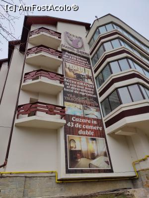 [P18] Hotel Dobru » foto by crismis
 - 
<span class="allrVoted glyphicon glyphicon-heart hidden" id="av1353896"></span>
<a class="m-l-10 hidden" id="sv1353896" onclick="voting_Foto_DelVot(,1353896,9750)" role="button">șterge vot <span class="glyphicon glyphicon-remove"></span></a>
<a id="v91353896" class=" c-red"  onclick="voting_Foto_SetVot(1353896)" role="button"><span class="glyphicon glyphicon-heart-empty"></span> <b>LIKE</b> = Votează poza</a> <img class="hidden"  id="f1353896W9" src="/imagini/loader.gif" border="0" /><span class="AjErrMes hidden" id="e1353896ErM"></span>