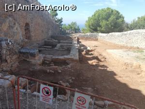 [P32] 32. „Baia Sultanului”, de lângă intrarea în „Castel”.  » foto by msnd
 - 
<span class="allrVoted glyphicon glyphicon-heart hidden" id="av1132702"></span>
<a class="m-l-10 hidden" id="sv1132702" onclick="voting_Foto_DelVot(,1132702,9765)" role="button">șterge vot <span class="glyphicon glyphicon-remove"></span></a>
<a id="v91132702" class=" c-red"  onclick="voting_Foto_SetVot(1132702)" role="button"><span class="glyphicon glyphicon-heart-empty"></span> <b>LIKE</b> = Votează poza</a> <img class="hidden"  id="f1132702W9" src="/imagini/loader.gif" border="0" /><span class="AjErrMes hidden" id="e1132702ErM"></span>