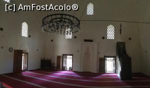 [P12] Cam asa arata moscheea in interior » foto by mishu
 - 
<span class="allrVoted glyphicon glyphicon-heart hidden" id="av1014211"></span>
<a class="m-l-10 hidden" id="sv1014211" onclick="voting_Foto_DelVot(,1014211,9765)" role="button">șterge vot <span class="glyphicon glyphicon-remove"></span></a>
<a id="v91014211" class=" c-red"  onclick="voting_Foto_SetVot(1014211)" role="button"><span class="glyphicon glyphicon-heart-empty"></span> <b>LIKE</b> = Votează poza</a> <img class="hidden"  id="f1014211W9" src="/imagini/loader.gif" border="0" /><span class="AjErrMes hidden" id="e1014211ErM"></span>