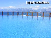 [P09] Infinity pool » foto by Andox
 - 
<span class="allrVoted glyphicon glyphicon-heart hidden" id="av373859"></span>
<a class="m-l-10 hidden" id="sv373859" onclick="voting_Foto_DelVot(,373859,9786)" role="button">șterge vot <span class="glyphicon glyphicon-remove"></span></a>
<a id="v9373859" class=" c-red"  onclick="voting_Foto_SetVot(373859)" role="button"><span class="glyphicon glyphicon-heart-empty"></span> <b>LIKE</b> = Votează poza</a> <img class="hidden"  id="f373859W9" src="/imagini/loader.gif" border="0" /><span class="AjErrMes hidden" id="e373859ErM"></span>