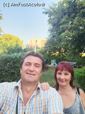[P01] Gradina hotelului. » foto by istratescu
 - 
<span class="allrVoted glyphicon glyphicon-heart hidden" id="av1240969"></span>
<a class="m-l-10 hidden" id="sv1240969" onclick="voting_Foto_DelVot(,1240969,9804)" role="button">șterge vot <span class="glyphicon glyphicon-remove"></span></a>
<a id="v91240969" class=" c-red"  onclick="voting_Foto_SetVot(1240969)" role="button"><span class="glyphicon glyphicon-heart-empty"></span> <b>LIKE</b> = Votează poza</a> <img class="hidden"  id="f1240969W9" src="/imagini/loader.gif" border="0" /><span class="AjErrMes hidden" id="e1240969ErM"></span>