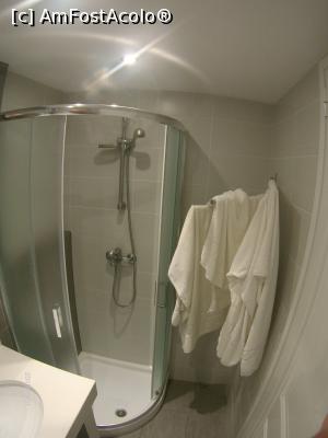 [P13] cabina de dus » foto by rocne
 - 
<span class="allrVoted glyphicon glyphicon-heart hidden" id="av780364"></span>
<a class="m-l-10 hidden" id="sv780364" onclick="voting_Foto_DelVot(,780364,9828)" role="button">șterge vot <span class="glyphicon glyphicon-remove"></span></a>
<a id="v9780364" class=" c-red"  onclick="voting_Foto_SetVot(780364)" role="button"><span class="glyphicon glyphicon-heart-empty"></span> <b>LIKE</b> = Votează poza</a> <img class="hidden"  id="f780364W9" src="/imagini/loader.gif" border="0" /><span class="AjErrMes hidden" id="e780364ErM"></span>