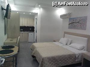 [P02] Vila Alexis renovata pentru sezonul 2014: camera dubla parter » foto by Andox
 - 
<span class="allrVoted glyphicon glyphicon-heart hidden" id="av509871"></span>
<a class="m-l-10 hidden" id="sv509871" onclick="voting_Foto_DelVot(,509871,9828)" role="button">șterge vot <span class="glyphicon glyphicon-remove"></span></a>
<a id="v9509871" class=" c-red"  onclick="voting_Foto_SetVot(509871)" role="button"><span class="glyphicon glyphicon-heart-empty"></span> <b>LIKE</b> = Votează poza</a> <img class="hidden"  id="f509871W9" src="/imagini/loader.gif" border="0" /><span class="AjErrMes hidden" id="e509871ErM"></span>