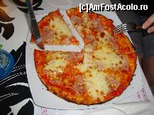 [P24] Pizza Regal - ne-a plăcut!  » foto by Floryn81
 - 
<span class="allrVoted glyphicon glyphicon-heart hidden" id="av429717"></span>
<a class="m-l-10 hidden" id="sv429717" onclick="voting_Foto_DelVot(,429717,9836)" role="button">șterge vot <span class="glyphicon glyphicon-remove"></span></a>
<a id="v9429717" class=" c-red"  onclick="voting_Foto_SetVot(429717)" role="button"><span class="glyphicon glyphicon-heart-empty"></span> <b>LIKE</b> = Votează poza</a> <img class="hidden"  id="f429717W9" src="/imagini/loader.gif" border="0" /><span class="AjErrMes hidden" id="e429717ErM"></span>