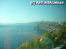 [P15] Santorini de sus din autocar » foto by Ioana_Ioana
 - 
<span class="allrVoted glyphicon glyphicon-heart hidden" id="av244409"></span>
<a class="m-l-10 hidden" id="sv244409" onclick="voting_Foto_DelVot(,244409,9914)" role="button">șterge vot <span class="glyphicon glyphicon-remove"></span></a>
<a id="v9244409" class=" c-red"  onclick="voting_Foto_SetVot(244409)" role="button"><span class="glyphicon glyphicon-heart-empty"></span> <b>LIKE</b> = Votează poza</a> <img class="hidden"  id="f244409W9" src="/imagini/loader.gif" border="0" /><span class="AjErrMes hidden" id="e244409ErM"></span>