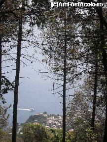 [P30] Corniglia,fotografie facuta din masina,pe fuga! » foto by georgiana
 - 
<span class="allrVoted glyphicon glyphicon-heart hidden" id="av244402"></span>
<a class="m-l-10 hidden" id="sv244402" onclick="voting_Foto_DelVot(,244402,9916)" role="button">șterge vot <span class="glyphicon glyphicon-remove"></span></a>
<a id="v9244402" class=" c-red"  onclick="voting_Foto_SetVot(244402)" role="button"><span class="glyphicon glyphicon-heart-empty"></span> <b>LIKE</b> = Votează poza</a> <img class="hidden"  id="f244402W9" src="/imagini/loader.gif" border="0" /><span class="AjErrMes hidden" id="e244402ErM"></span>