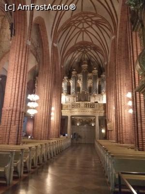 [P20] interior catedrala » foto by Yolanda
 - 
<span class="allrVoted glyphicon glyphicon-heart hidden" id="av1262778"></span>
<a class="m-l-10 hidden" id="sv1262778" onclick="voting_Foto_DelVot(,1262778,9962)" role="button">șterge vot <span class="glyphicon glyphicon-remove"></span></a>
<a id="v91262778" class=" c-red"  onclick="voting_Foto_SetVot(1262778)" role="button"><span class="glyphicon glyphicon-heart-empty"></span> <b>LIKE</b> = Votează poza</a> <img class="hidden"  id="f1262778W9" src="/imagini/loader.gif" border="0" /><span class="AjErrMes hidden" id="e1262778ErM"></span>
